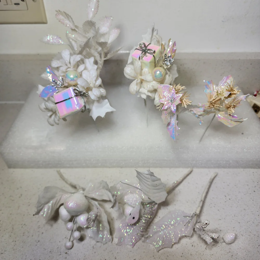 Elegant White and Silver Floral Decorations 8 Pieces